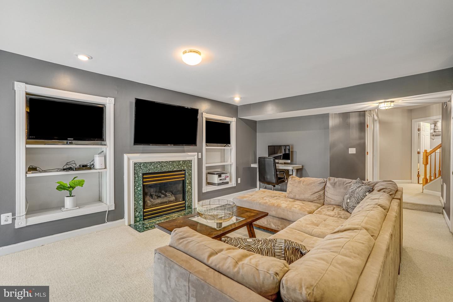 6288 LEVI CT, SPRINGFIELD, Virginia 22150, 4 Bedrooms Bedrooms, ,3 BathroomsBathrooms,Residential,For sale,6288 LEVI CT,VAFX2244212 MLS # VAFX2244212