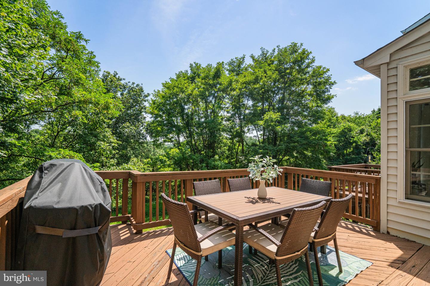 6288 LEVI CT, SPRINGFIELD, Virginia 22150, 4 Bedrooms Bedrooms, ,3 BathroomsBathrooms,Residential,For sale,6288 LEVI CT,VAFX2244212 MLS # VAFX2244212