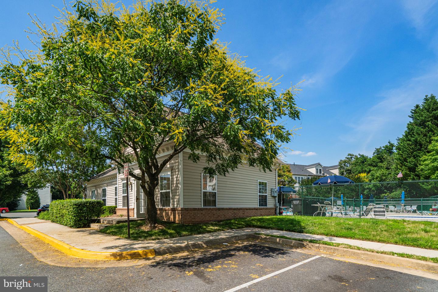 6288 LEVI CT, SPRINGFIELD, Virginia 22150, 4 Bedrooms Bedrooms, ,3 BathroomsBathrooms,Residential,For sale,6288 LEVI CT,VAFX2244212 MLS # VAFX2244212