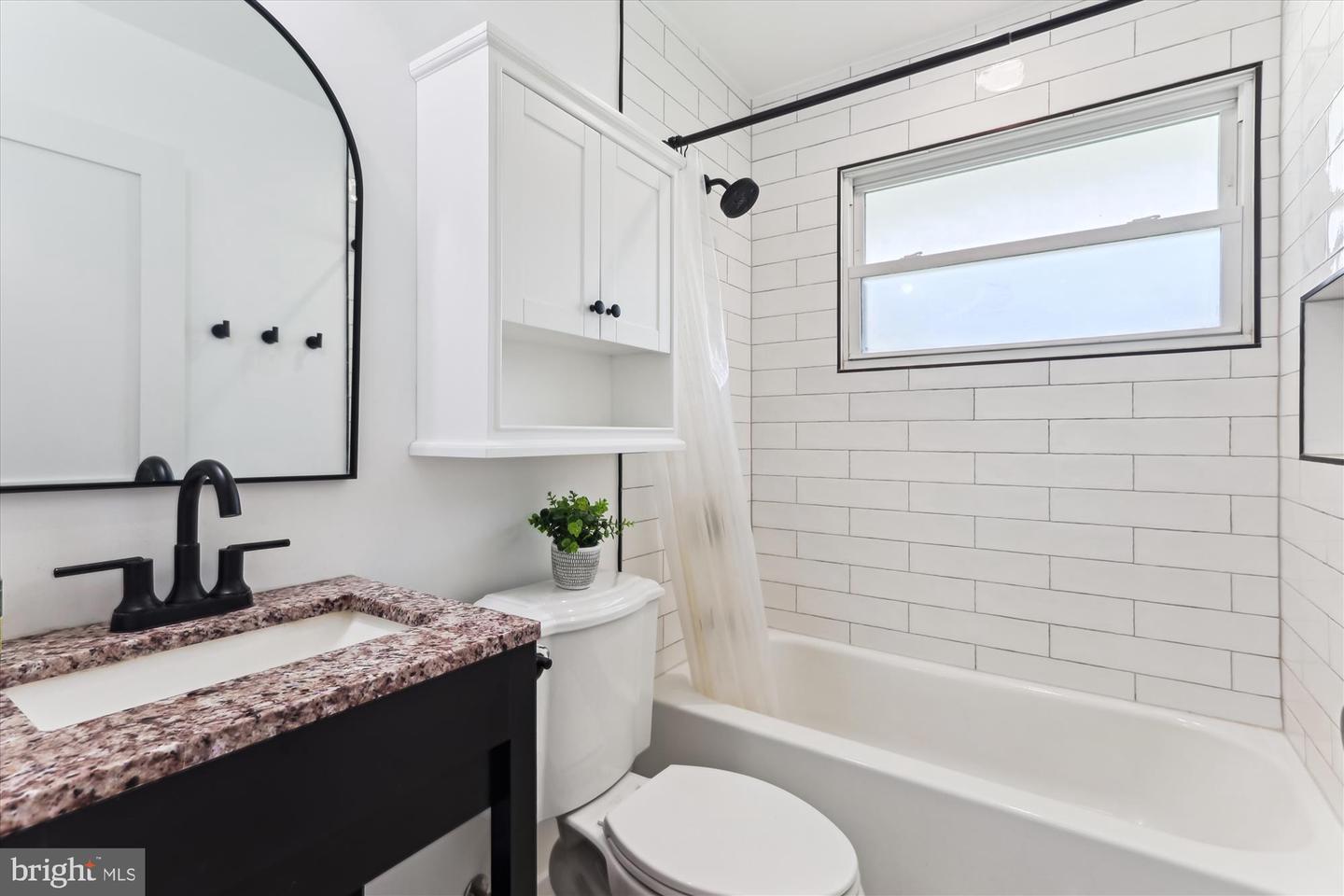 5214 JULIET ST, SPRINGFIELD, Virginia 22151, 3 Bedrooms Bedrooms, ,2 BathroomsBathrooms,Residential,For sale,5214 JULIET ST,VAFX2244358 MLS # VAFX2244358