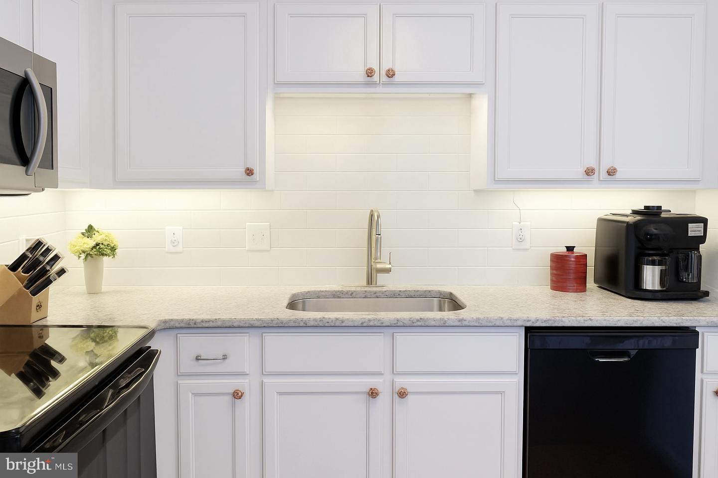 12794 SILVIA LOOP, WOODBRIDGE, Virginia 22192, 3 Bedrooms Bedrooms, ,2 BathroomsBathrooms,Residential,For sale,12794 SILVIA LOOP,VAPW2095966 MLS # VAPW2095966