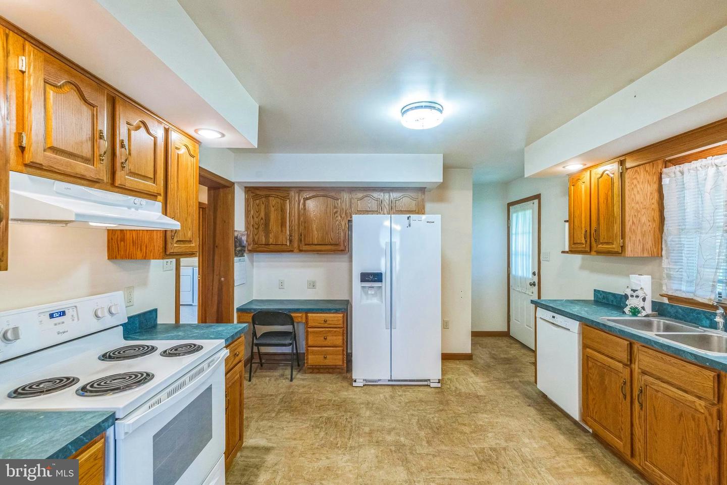 40 GREENHILL LN, EDINBURG, Virginia 22824, 3 Bedrooms Bedrooms, ,2 BathroomsBathrooms,Residential,For sale,40 GREENHILL LN,VASH2011628 MLS # VASH2011628