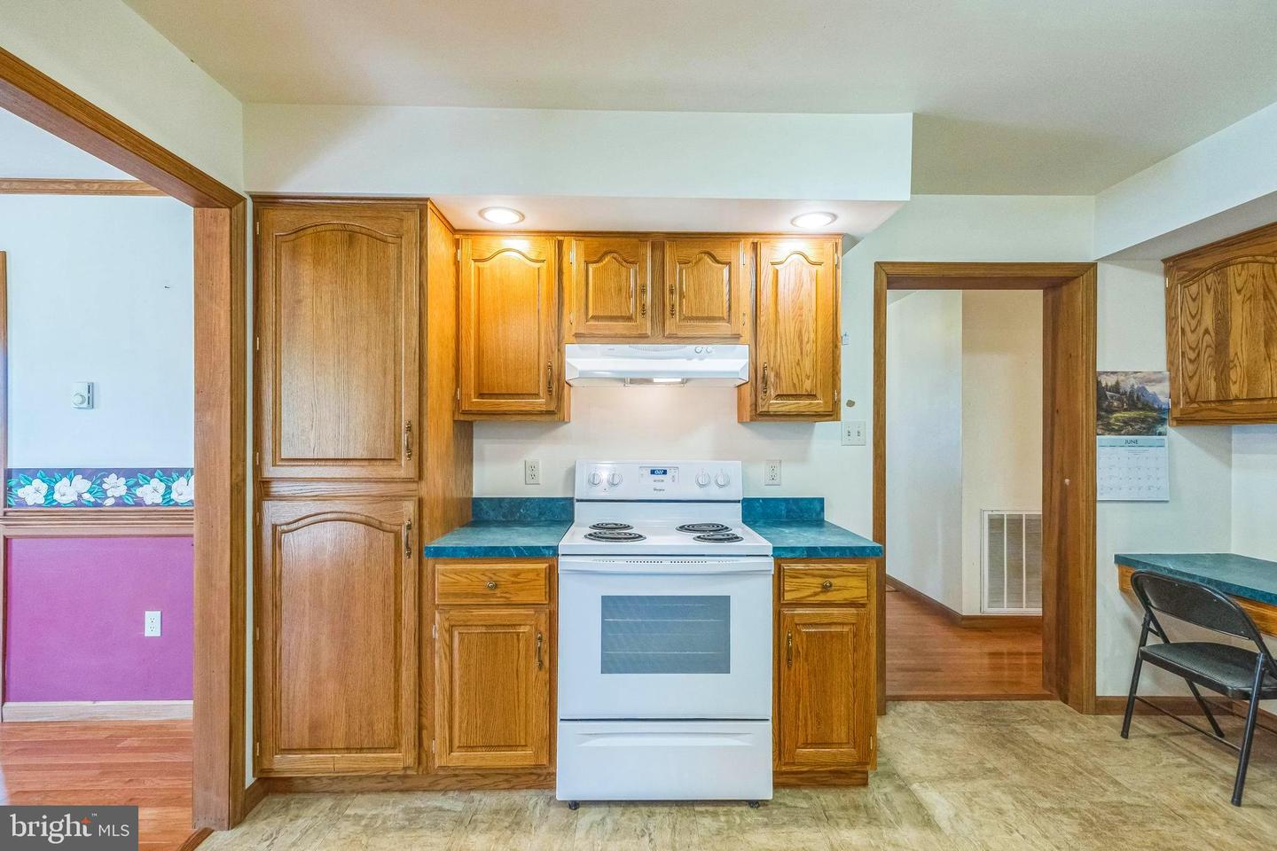 40 GREENHILL LN, EDINBURG, Virginia 22824, 3 Bedrooms Bedrooms, ,2 BathroomsBathrooms,Residential,For sale,40 GREENHILL LN,VASH2011628 MLS # VASH2011628
