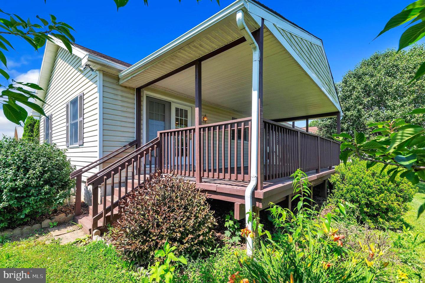 40 GREENHILL LN, EDINBURG, Virginia 22824, 3 Bedrooms Bedrooms, ,2 BathroomsBathrooms,Residential,For sale,40 GREENHILL LN,VASH2011628 MLS # VASH2011628