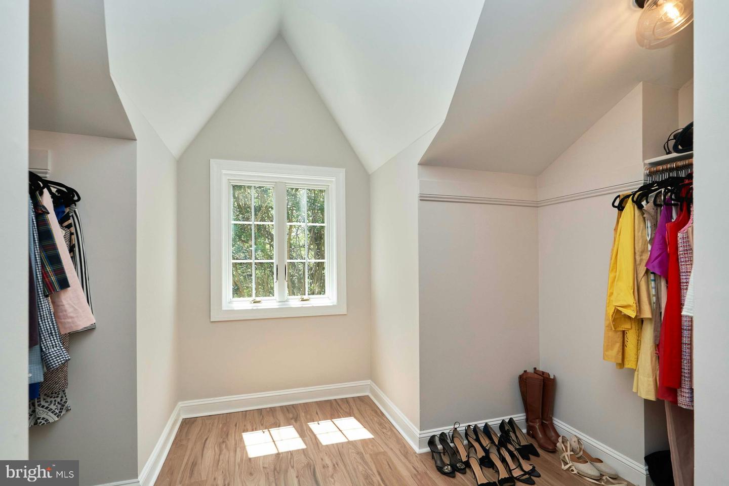 37193 ADAMS GREEN LN, MIDDLEBURG, Virginia 20117, 5 Bedrooms Bedrooms, ,4 BathroomsBathrooms,Residential,For sale,37193 ADAMS GREEN LN,VALO2098618 MLS # VALO2098618