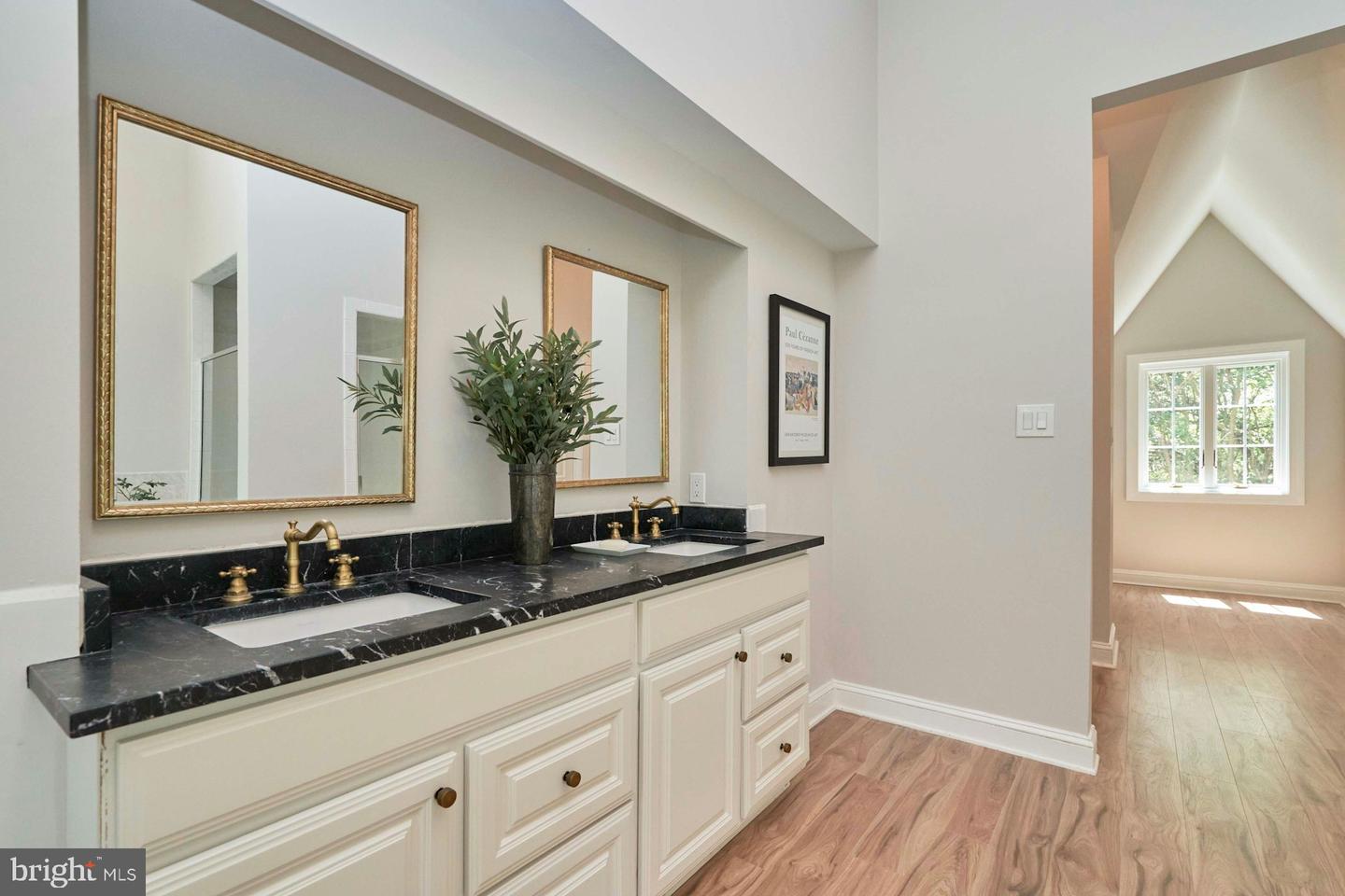 37193 ADAMS GREEN LN, MIDDLEBURG, Virginia 20117, 5 Bedrooms Bedrooms, ,4 BathroomsBathrooms,Residential,For sale,37193 ADAMS GREEN LN,VALO2098618 MLS # VALO2098618