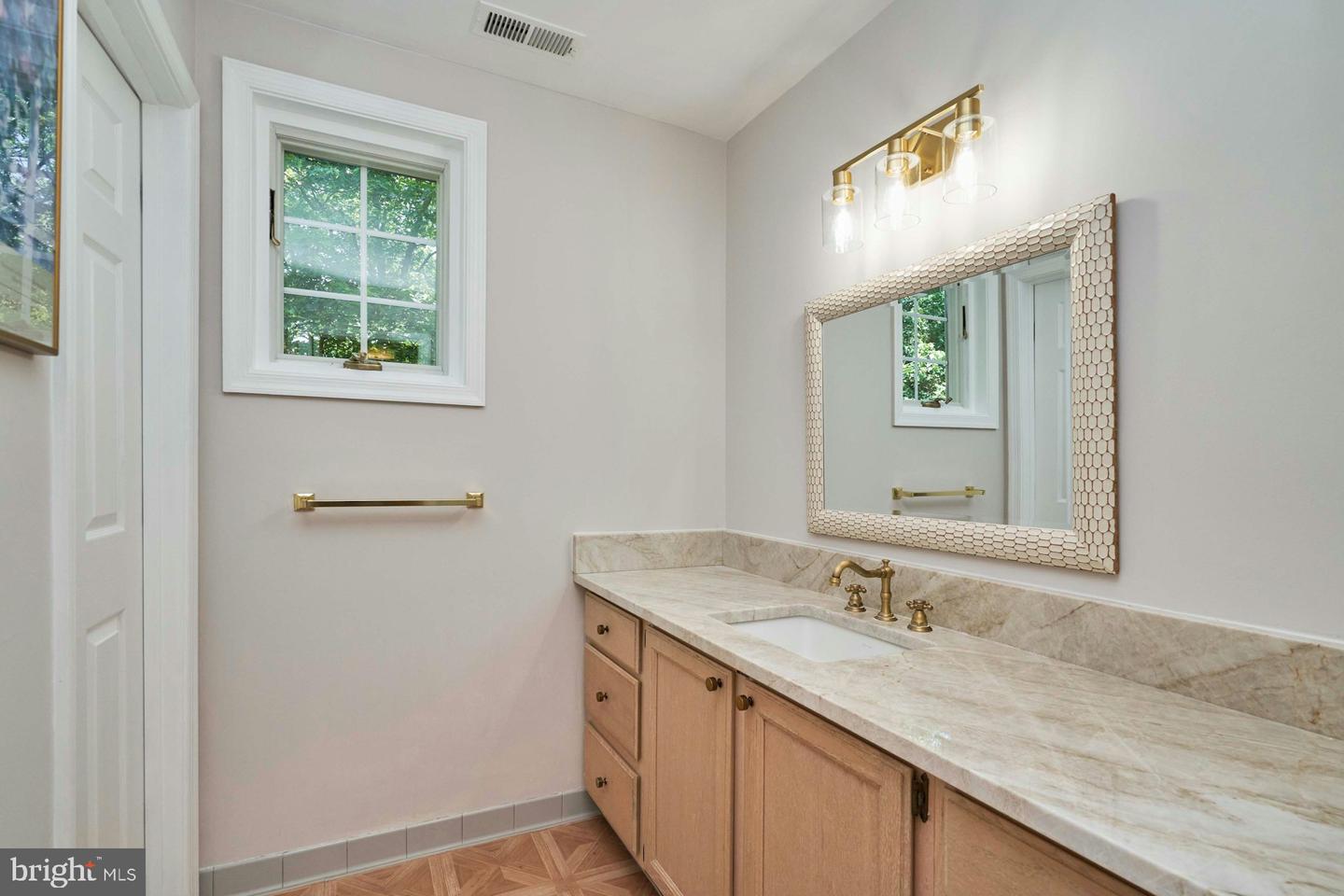 37193 ADAMS GREEN LN, MIDDLEBURG, Virginia 20117, 5 Bedrooms Bedrooms, ,4 BathroomsBathrooms,Residential,For sale,37193 ADAMS GREEN LN,VALO2098618 MLS # VALO2098618
