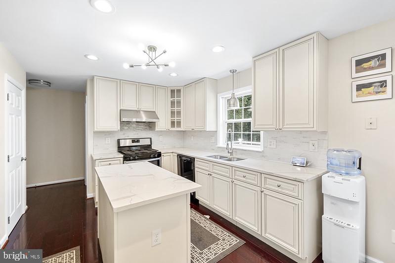 3660 SERENDIPITY RD, WOODBRIDGE, Virginia 22193, 5 Bedrooms Bedrooms, ,4 BathroomsBathrooms,Residential,For sale,3660 SERENDIPITY RD,VAPW2096174 MLS # VAPW2096174