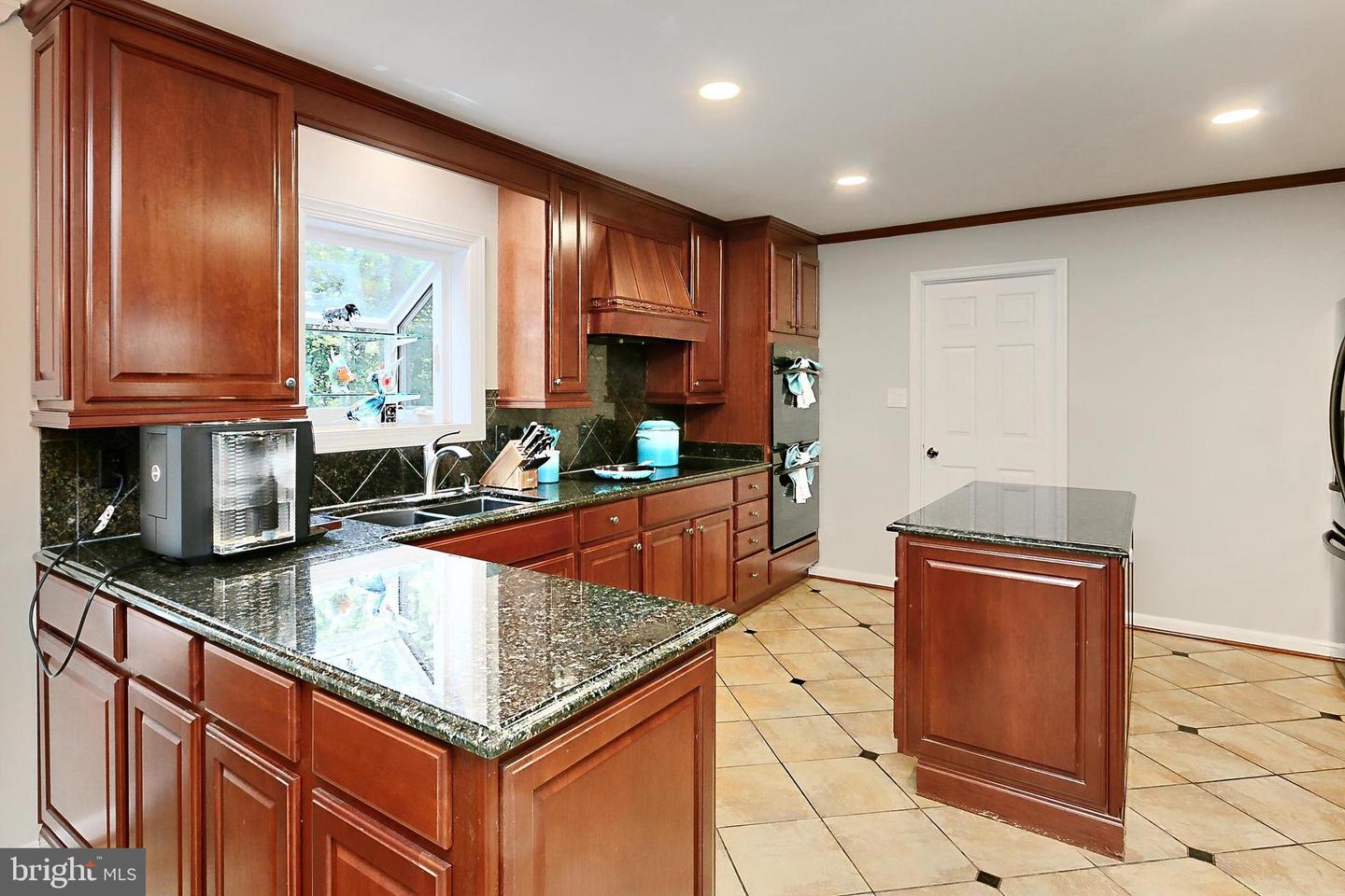 6365 YATES FORD RD, MANASSAS, Virginia 20111, 4 Bedrooms Bedrooms, ,3 BathroomsBathrooms,Residential,For sale,6365 YATES FORD RD,VAPW2096186 MLS # VAPW2096186
