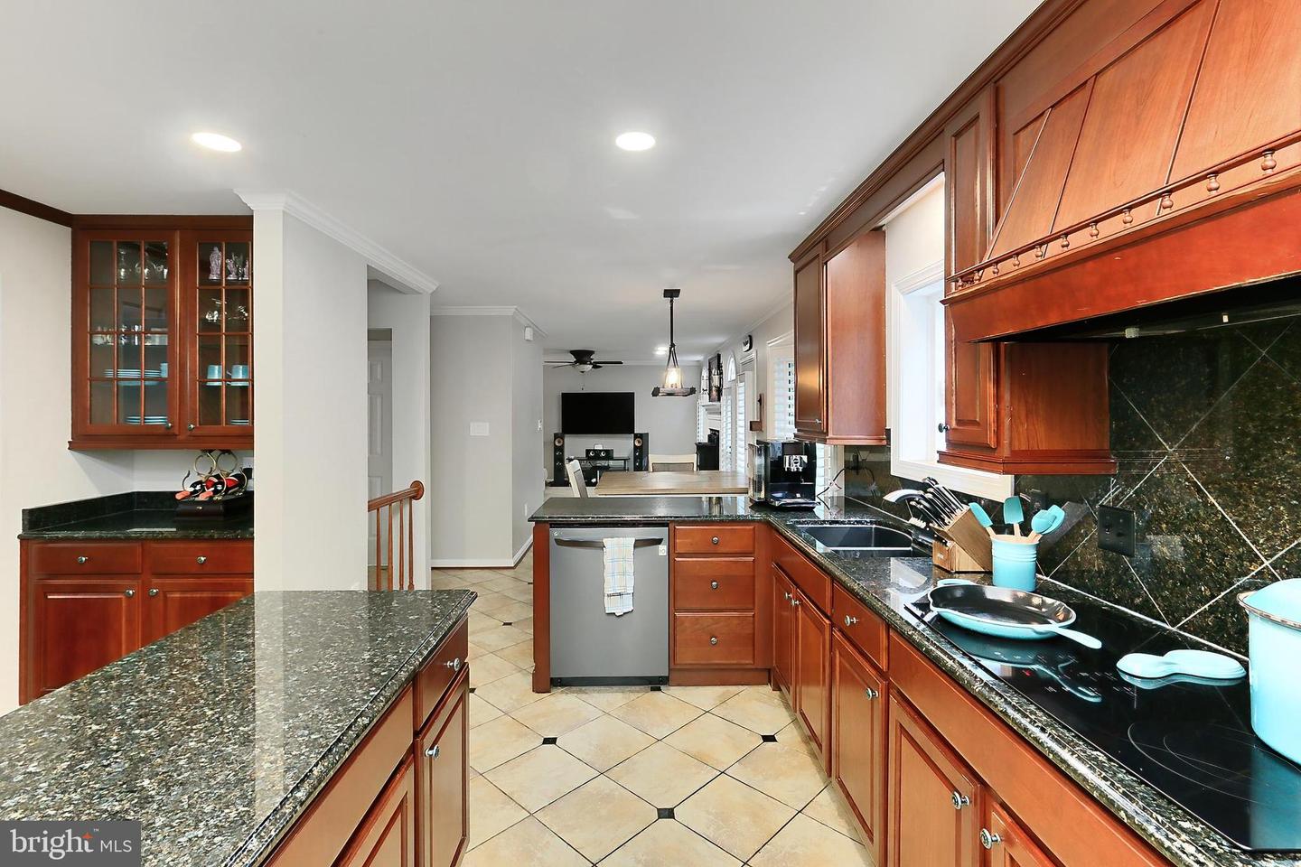6365 YATES FORD RD, MANASSAS, Virginia 20111, 4 Bedrooms Bedrooms, ,3 BathroomsBathrooms,Residential,For sale,6365 YATES FORD RD,VAPW2096186 MLS # VAPW2096186