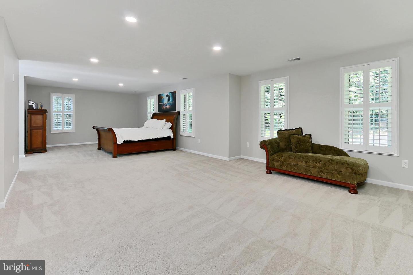 6365 YATES FORD RD, MANASSAS, Virginia 20111, 4 Bedrooms Bedrooms, ,3 BathroomsBathrooms,Residential,For sale,6365 YATES FORD RD,VAPW2096186 MLS # VAPW2096186