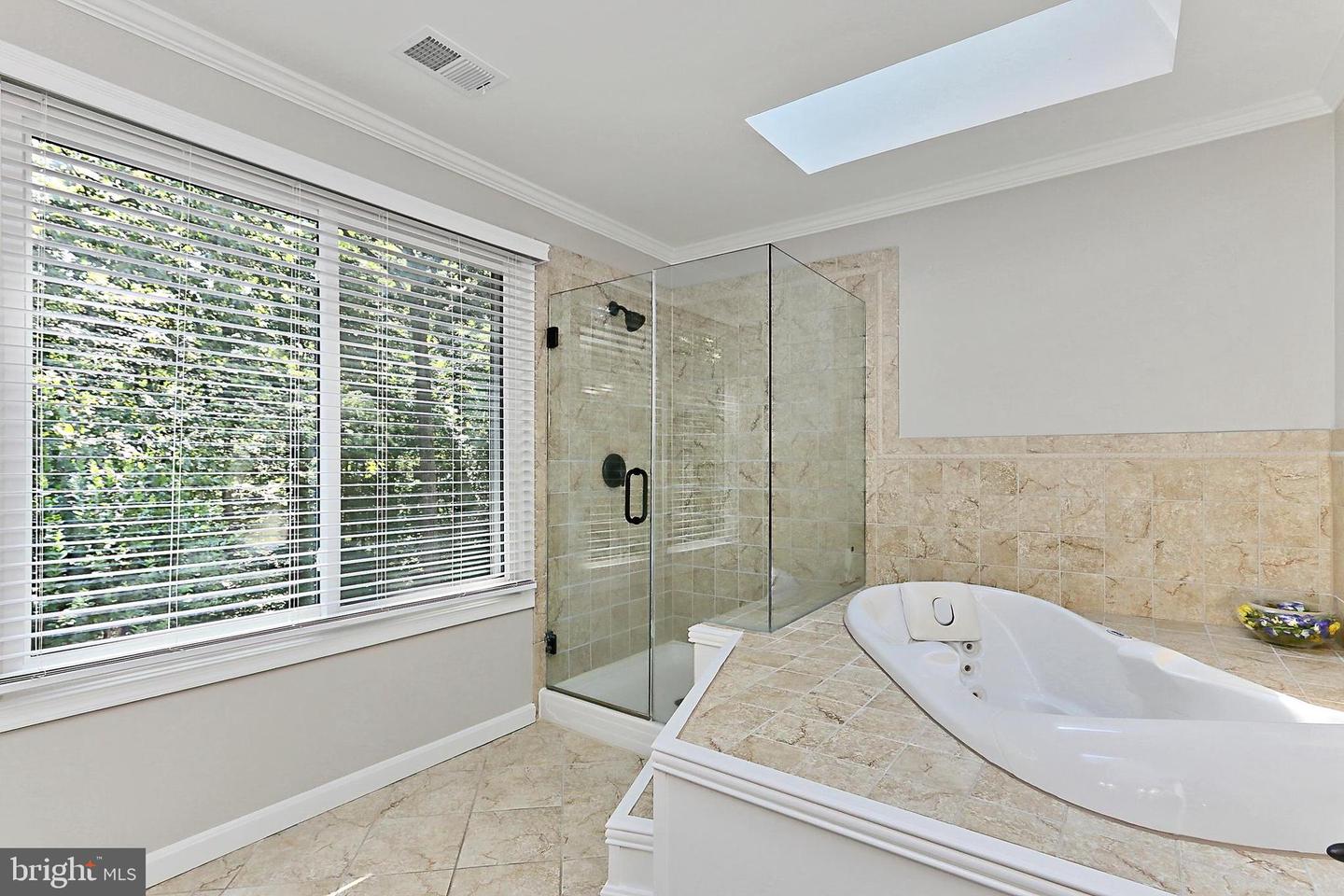 6365 YATES FORD RD, MANASSAS, Virginia 20111, 4 Bedrooms Bedrooms, ,3 BathroomsBathrooms,Residential,For sale,6365 YATES FORD RD,VAPW2096186 MLS # VAPW2096186