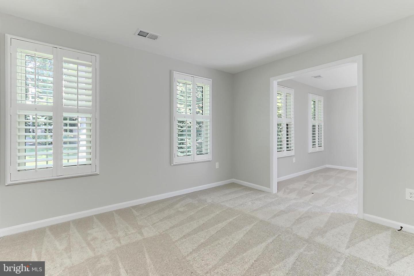 6365 YATES FORD RD, MANASSAS, Virginia 20111, 4 Bedrooms Bedrooms, ,3 BathroomsBathrooms,Residential,For sale,6365 YATES FORD RD,VAPW2096186 MLS # VAPW2096186
