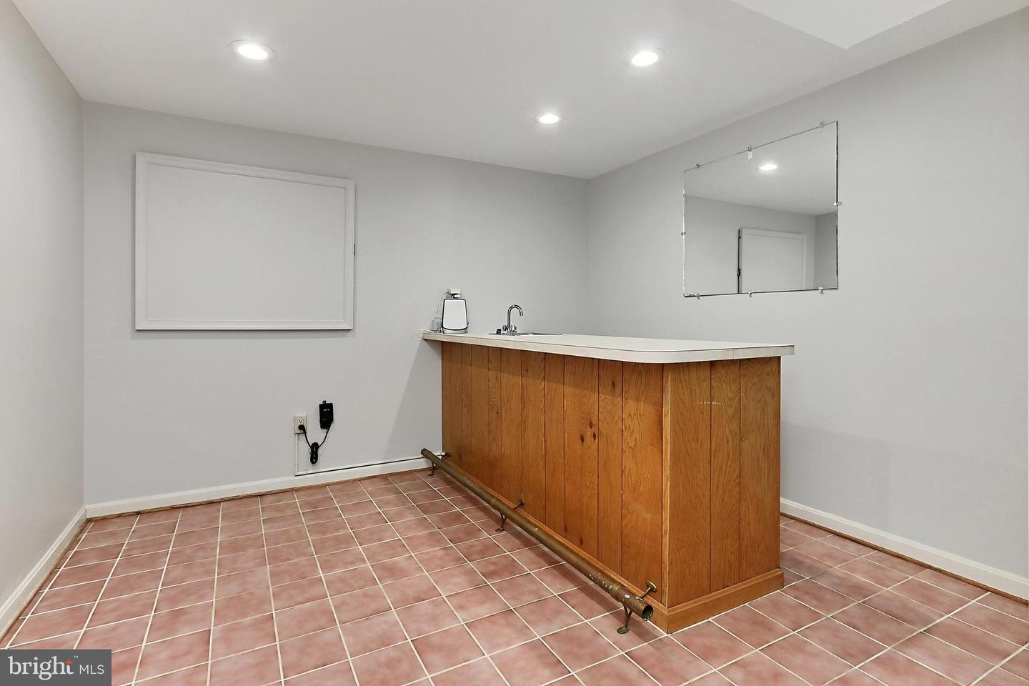 6365 YATES FORD RD, MANASSAS, Virginia 20111, 4 Bedrooms Bedrooms, ,3 BathroomsBathrooms,Residential,For sale,6365 YATES FORD RD,VAPW2096186 MLS # VAPW2096186