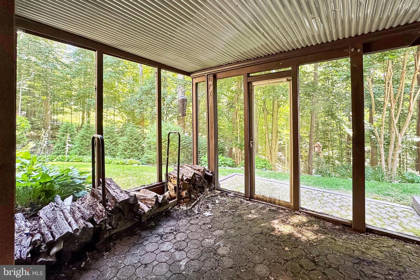 6365 YATES FORD RD, MANASSAS, Virginia 20111, 4 Bedrooms Bedrooms, ,3 BathroomsBathrooms,Residential,For sale,6365 YATES FORD RD,VAPW2096186 MLS # VAPW2096186