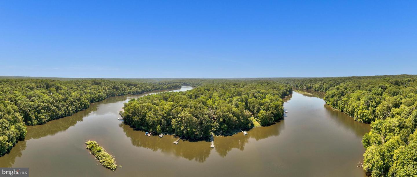 6365 YATES FORD RD, MANASSAS, Virginia 20111, 4 Bedrooms Bedrooms, ,3 BathroomsBathrooms,Residential,For sale,6365 YATES FORD RD,VAPW2096186 MLS # VAPW2096186