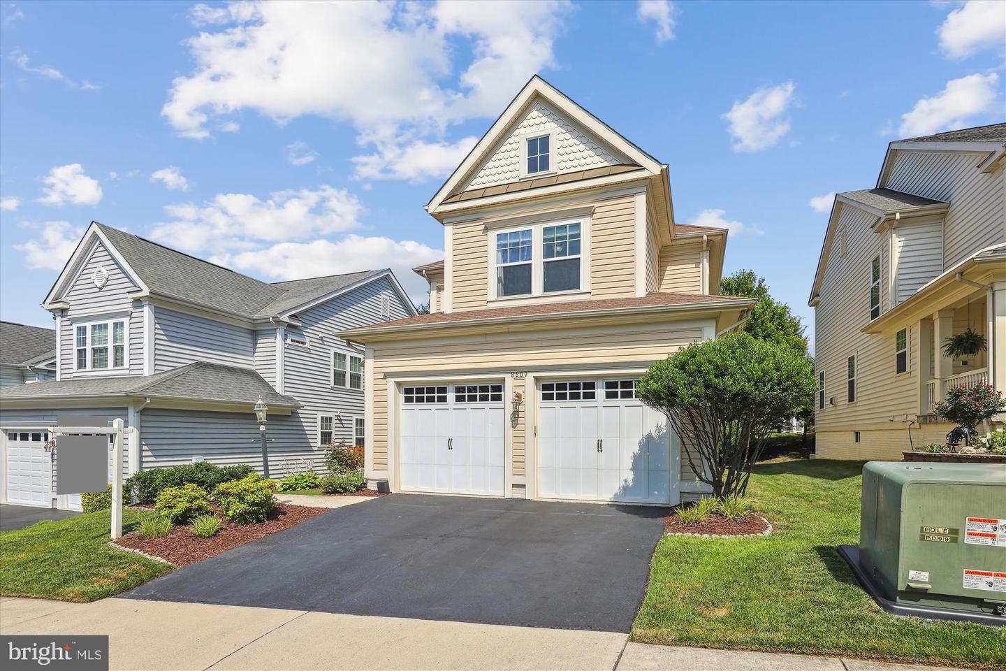 9807 AMSTERDAM ST, LORTON, Virginia 22079, 4 Bedrooms Bedrooms, ,3 BathroomsBathrooms,Residential,For sale,9807 AMSTERDAM ST,VAFX2245352 MLS # VAFX2245352