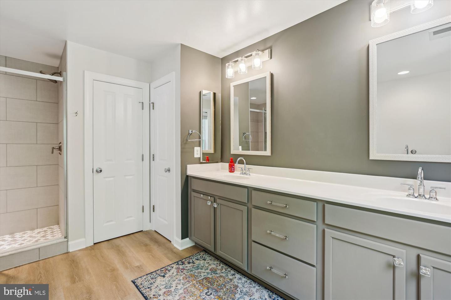 9807 AMSTERDAM ST, LORTON, Virginia 22079, 4 Bedrooms Bedrooms, ,3 BathroomsBathrooms,Residential,For sale,9807 AMSTERDAM ST,VAFX2245352 MLS # VAFX2245352