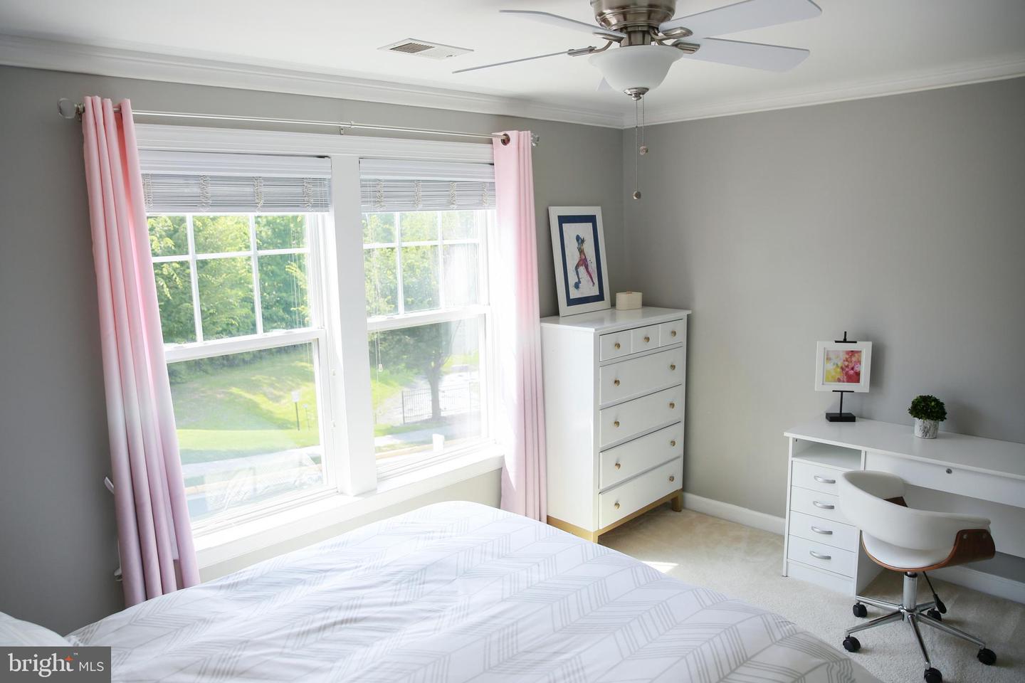 9807 AMSTERDAM ST, LORTON, Virginia 22079, 4 Bedrooms Bedrooms, ,3 BathroomsBathrooms,Residential,For sale,9807 AMSTERDAM ST,VAFX2245352 MLS # VAFX2245352