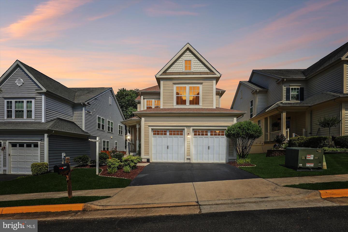 9807 AMSTERDAM ST, LORTON, Virginia 22079, 4 Bedrooms Bedrooms, ,3 BathroomsBathrooms,Residential,For sale,9807 AMSTERDAM ST,VAFX2245352 MLS # VAFX2245352