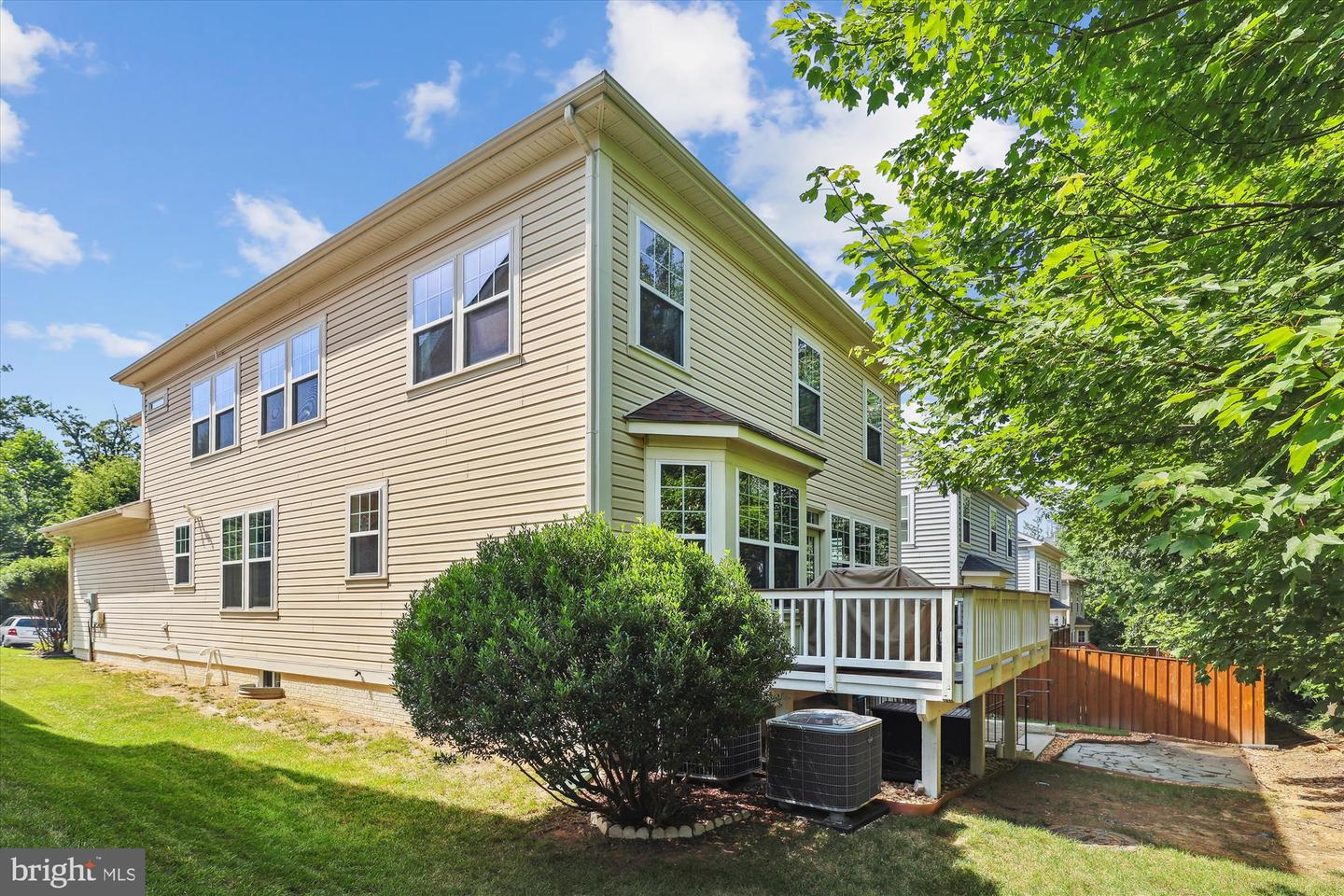 9807 AMSTERDAM ST, LORTON, Virginia 22079, 4 Bedrooms Bedrooms, ,3 BathroomsBathrooms,Residential,For sale,9807 AMSTERDAM ST,VAFX2245352 MLS # VAFX2245352