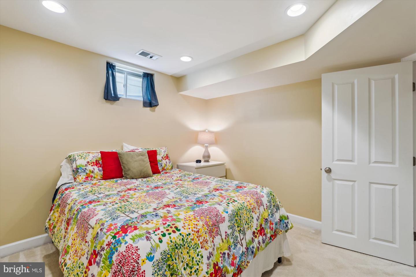 9807 AMSTERDAM ST, LORTON, Virginia 22079, 4 Bedrooms Bedrooms, ,3 BathroomsBathrooms,Residential,For sale,9807 AMSTERDAM ST,VAFX2245352 MLS # VAFX2245352