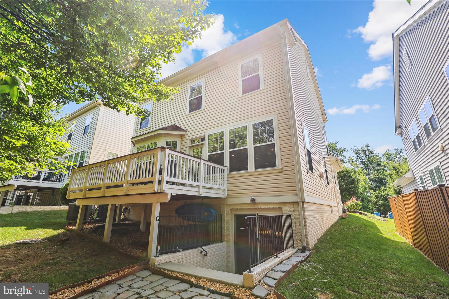 9807 AMSTERDAM ST, LORTON, Virginia 22079, 4 Bedrooms Bedrooms, ,3 BathroomsBathrooms,Residential,For sale,9807 AMSTERDAM ST,VAFX2245352 MLS # VAFX2245352