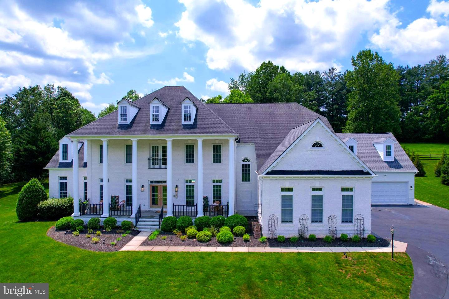 2506 COULTER LN, OAKTON, Virginia 22124, 6 Bedrooms Bedrooms, ,5 BathroomsBathrooms,Residential,For sale,2506 COULTER LN,VAFX2245466 MLS # VAFX2245466
