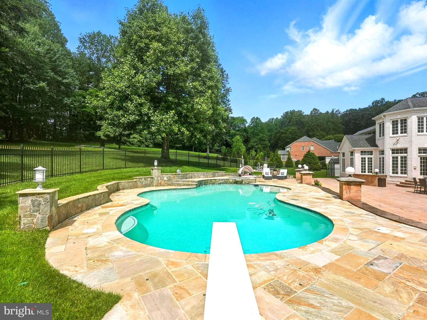 2506 COULTER LN, OAKTON, Virginia 22124, 6 Bedrooms Bedrooms, ,5 BathroomsBathrooms,Residential,For sale,2506 COULTER LN,VAFX2245466 MLS # VAFX2245466