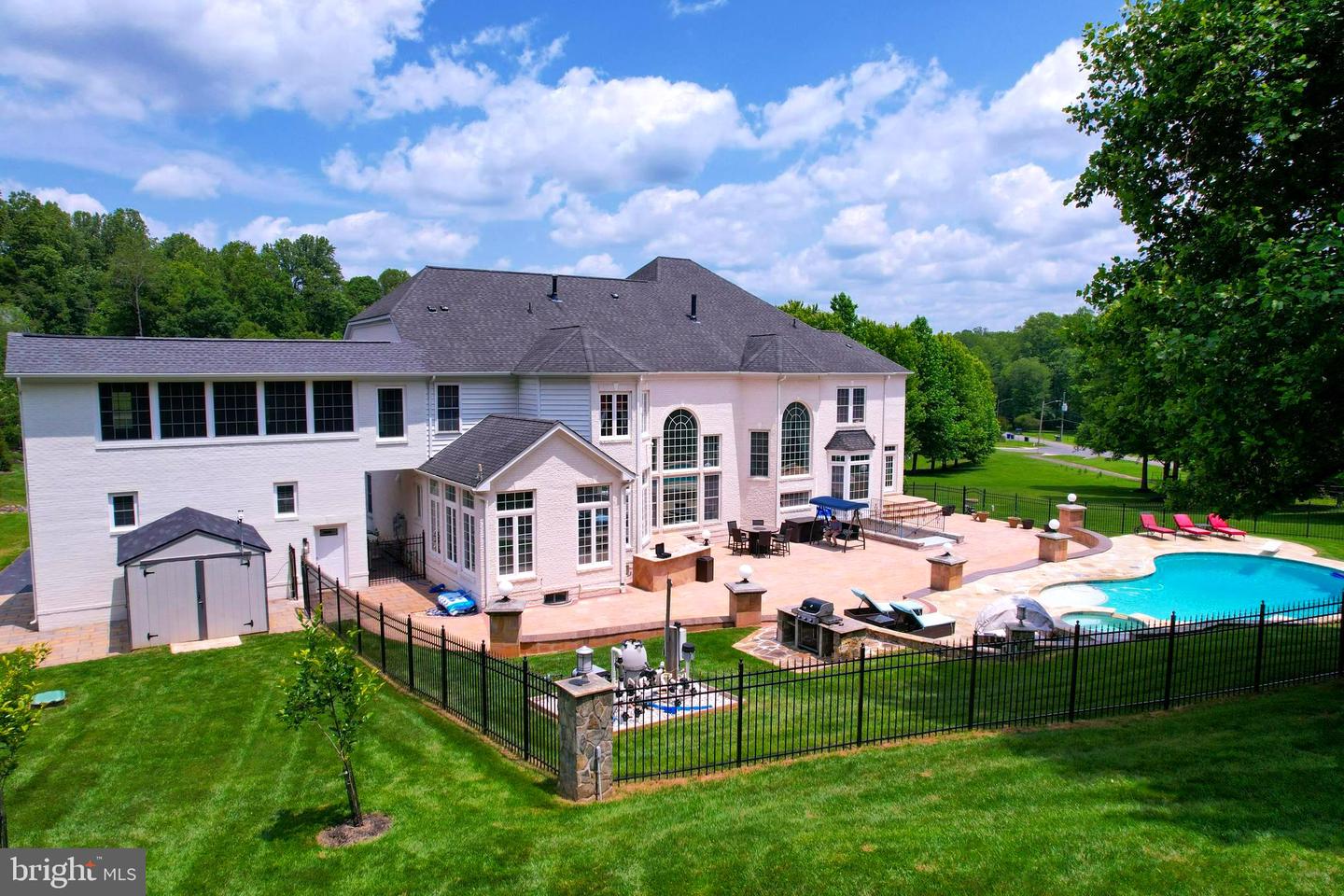 2506 COULTER LN, OAKTON, Virginia 22124, 6 Bedrooms Bedrooms, ,5 BathroomsBathrooms,Residential,For sale,2506 COULTER LN,VAFX2245466 MLS # VAFX2245466
