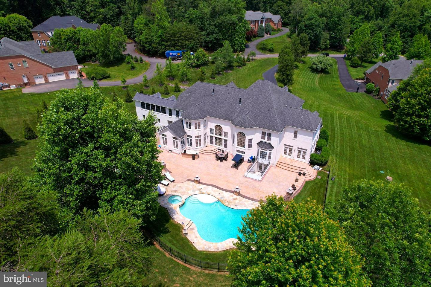 2506 COULTER LN, OAKTON, Virginia 22124, 6 Bedrooms Bedrooms, ,5 BathroomsBathrooms,Residential,For sale,2506 COULTER LN,VAFX2245466 MLS # VAFX2245466