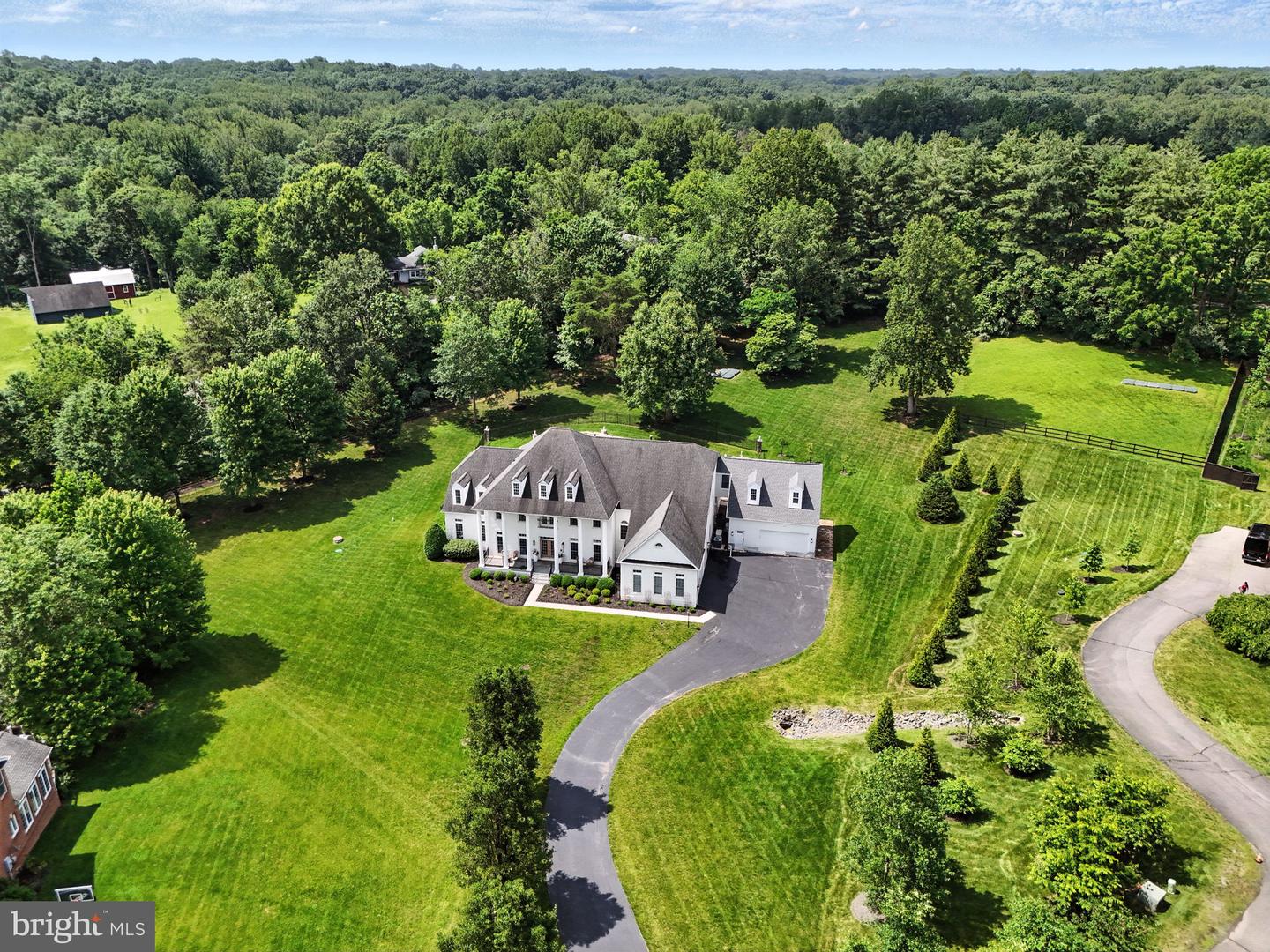 2506 COULTER LN, OAKTON, Virginia 22124, 6 Bedrooms Bedrooms, ,5 BathroomsBathrooms,Residential,For sale,2506 COULTER LN,VAFX2245466 MLS # VAFX2245466