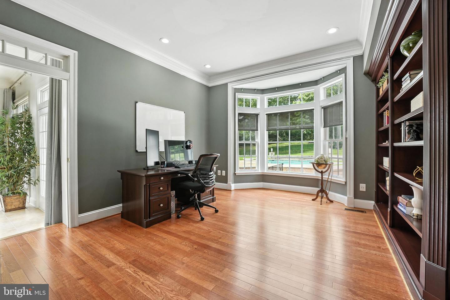 2506 COULTER LN, OAKTON, Virginia 22124, 6 Bedrooms Bedrooms, ,5 BathroomsBathrooms,Residential,For sale,2506 COULTER LN,VAFX2245466 MLS # VAFX2245466