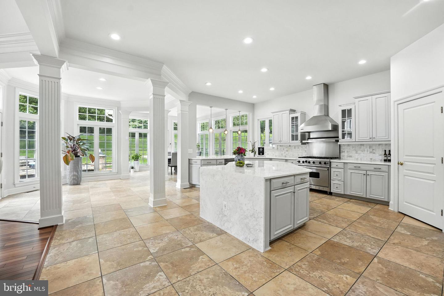 2506 COULTER LN, OAKTON, Virginia 22124, 6 Bedrooms Bedrooms, ,5 BathroomsBathrooms,Residential,For sale,2506 COULTER LN,VAFX2245466 MLS # VAFX2245466