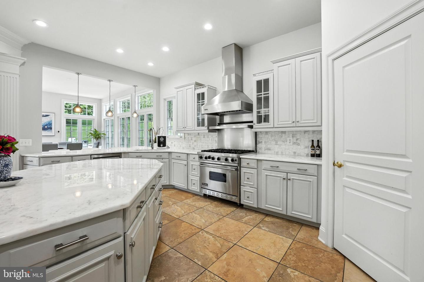 2506 COULTER LN, OAKTON, Virginia 22124, 6 Bedrooms Bedrooms, ,5 BathroomsBathrooms,Residential,For sale,2506 COULTER LN,VAFX2245466 MLS # VAFX2245466