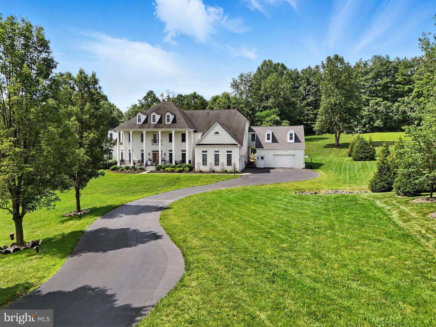 2506 COULTER LN, OAKTON, Virginia 22124, 6 Bedrooms Bedrooms, ,5 BathroomsBathrooms,Residential,For sale,2506 COULTER LN,VAFX2245466 MLS # VAFX2245466