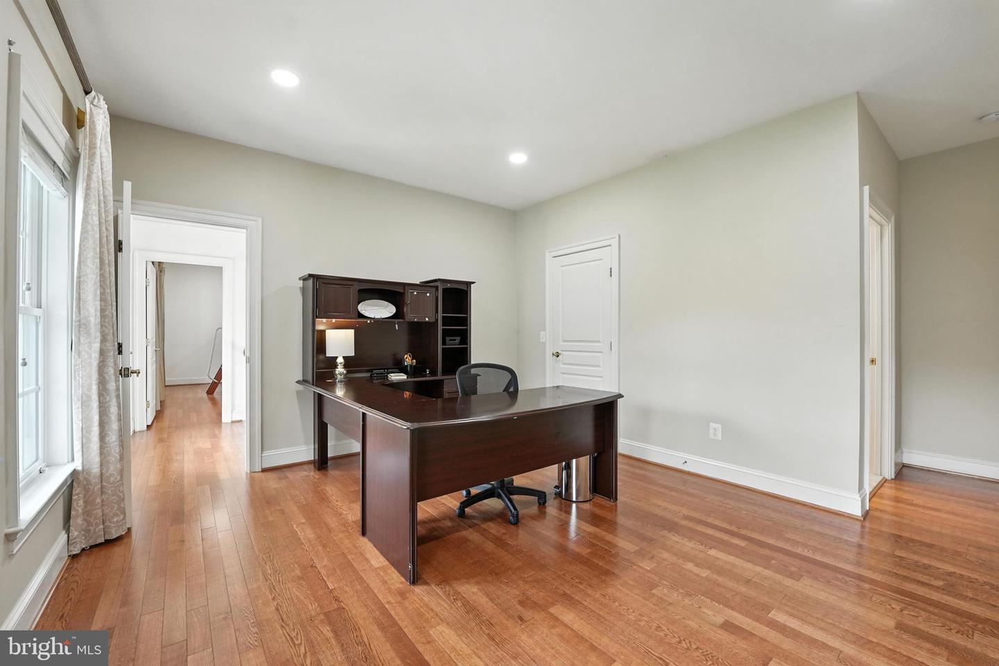 2506 COULTER LN, OAKTON, Virginia 22124, 6 Bedrooms Bedrooms, ,5 BathroomsBathrooms,Residential,For sale,2506 COULTER LN,VAFX2245466 MLS # VAFX2245466