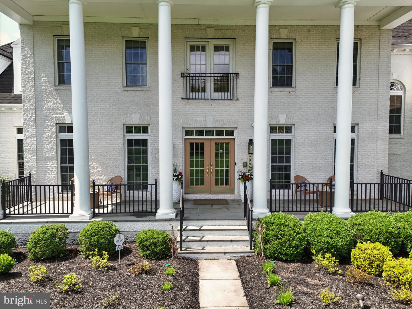 2506 COULTER LN, OAKTON, Virginia 22124, 6 Bedrooms Bedrooms, ,5 BathroomsBathrooms,Residential,For sale,2506 COULTER LN,VAFX2245466 MLS # VAFX2245466