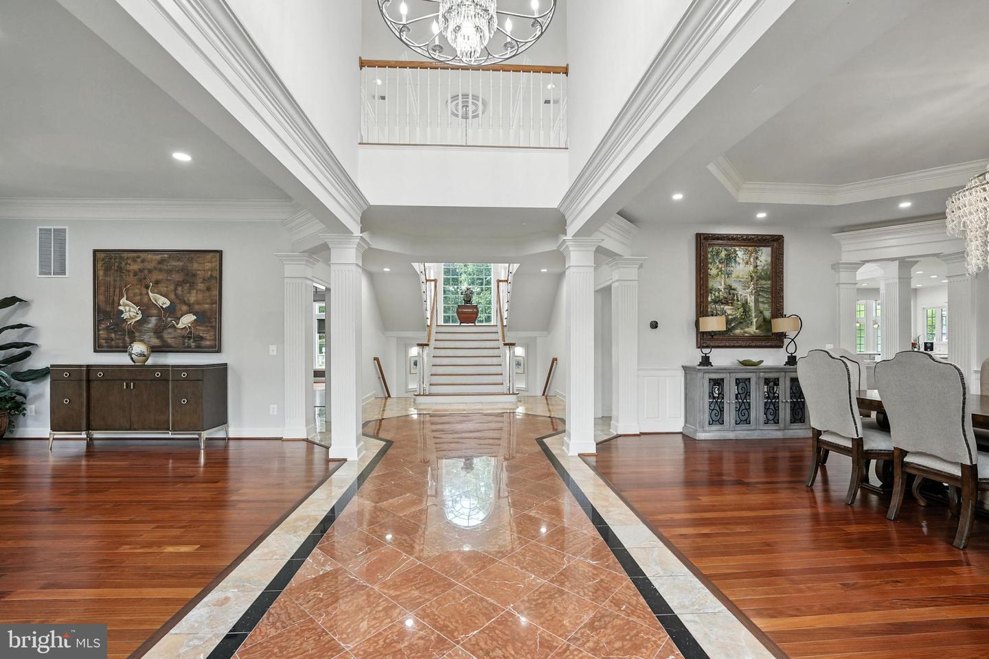 2506 COULTER LN, OAKTON, Virginia 22124, 6 Bedrooms Bedrooms, ,5 BathroomsBathrooms,Residential,For sale,2506 COULTER LN,VAFX2245466 MLS # VAFX2245466