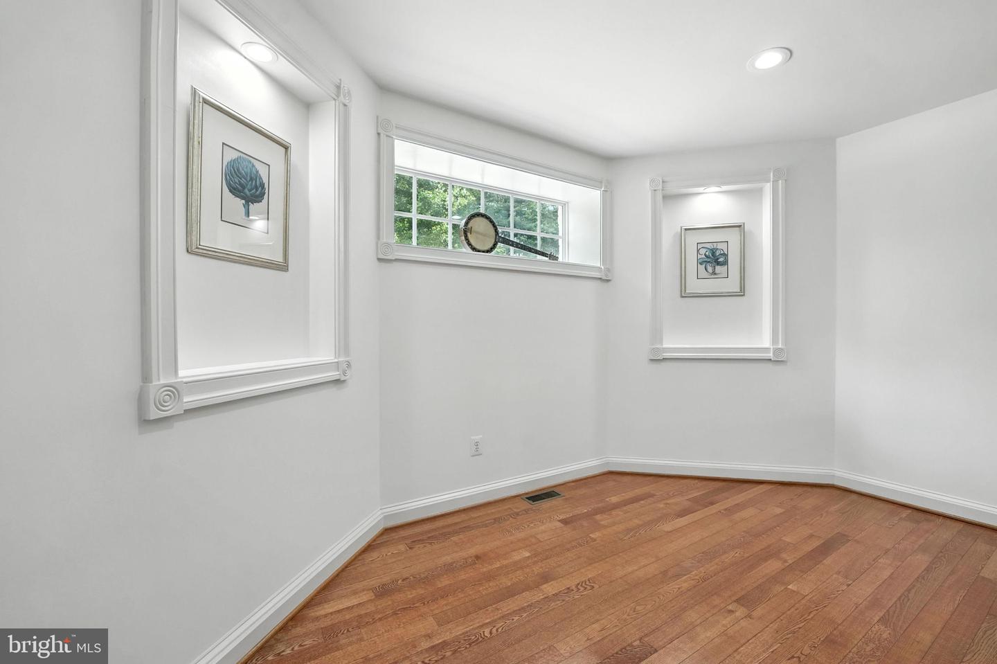 2506 COULTER LN, OAKTON, Virginia 22124, 6 Bedrooms Bedrooms, ,5 BathroomsBathrooms,Residential,For sale,2506 COULTER LN,VAFX2245466 MLS # VAFX2245466