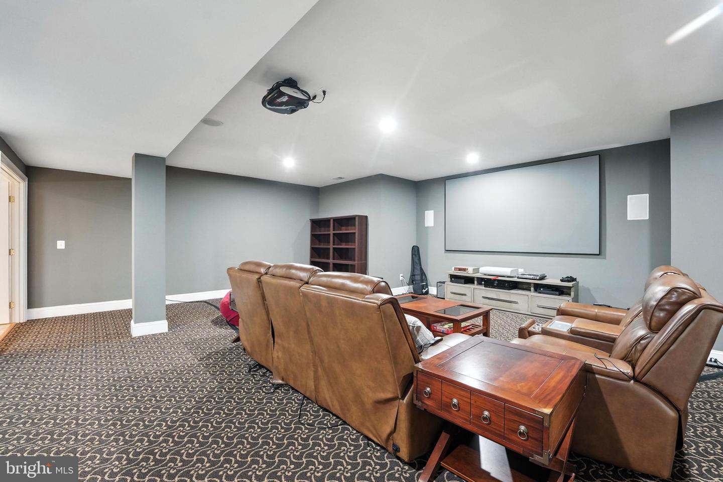 2506 COULTER LN, OAKTON, Virginia 22124, 6 Bedrooms Bedrooms, ,5 BathroomsBathrooms,Residential,For sale,2506 COULTER LN,VAFX2245466 MLS # VAFX2245466