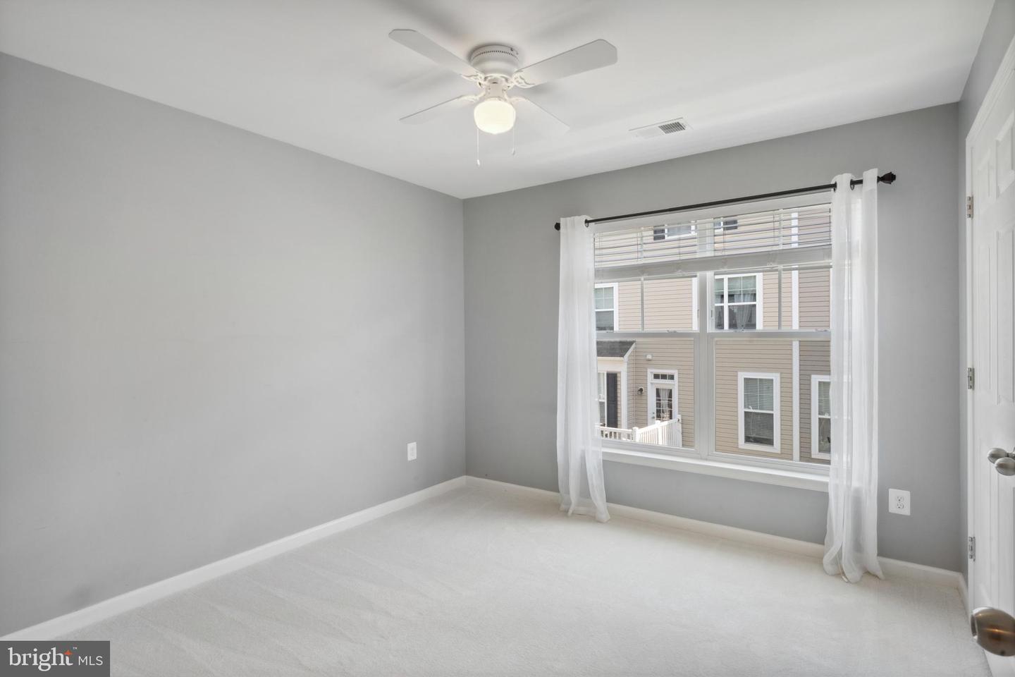 24682 CARIBOU SQ, ALDIE, Virginia 20105, 3 Bedrooms Bedrooms, ,2 BathroomsBathrooms,Residential,For sale,24682 CARIBOU SQ,VALO2098806 MLS # VALO2098806
