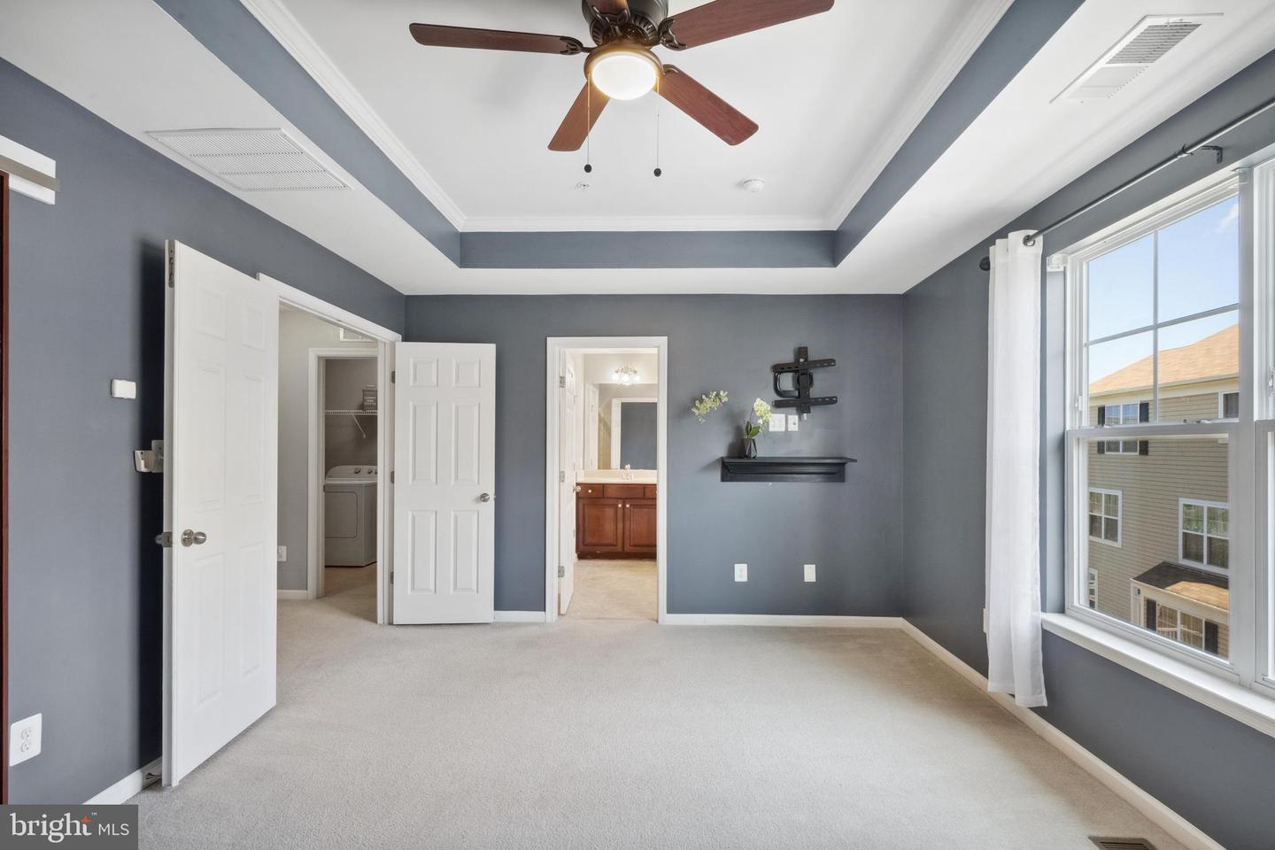24682 CARIBOU SQ, ALDIE, Virginia 20105, 3 Bedrooms Bedrooms, ,2 BathroomsBathrooms,Residential,For sale,24682 CARIBOU SQ,VALO2098806 MLS # VALO2098806