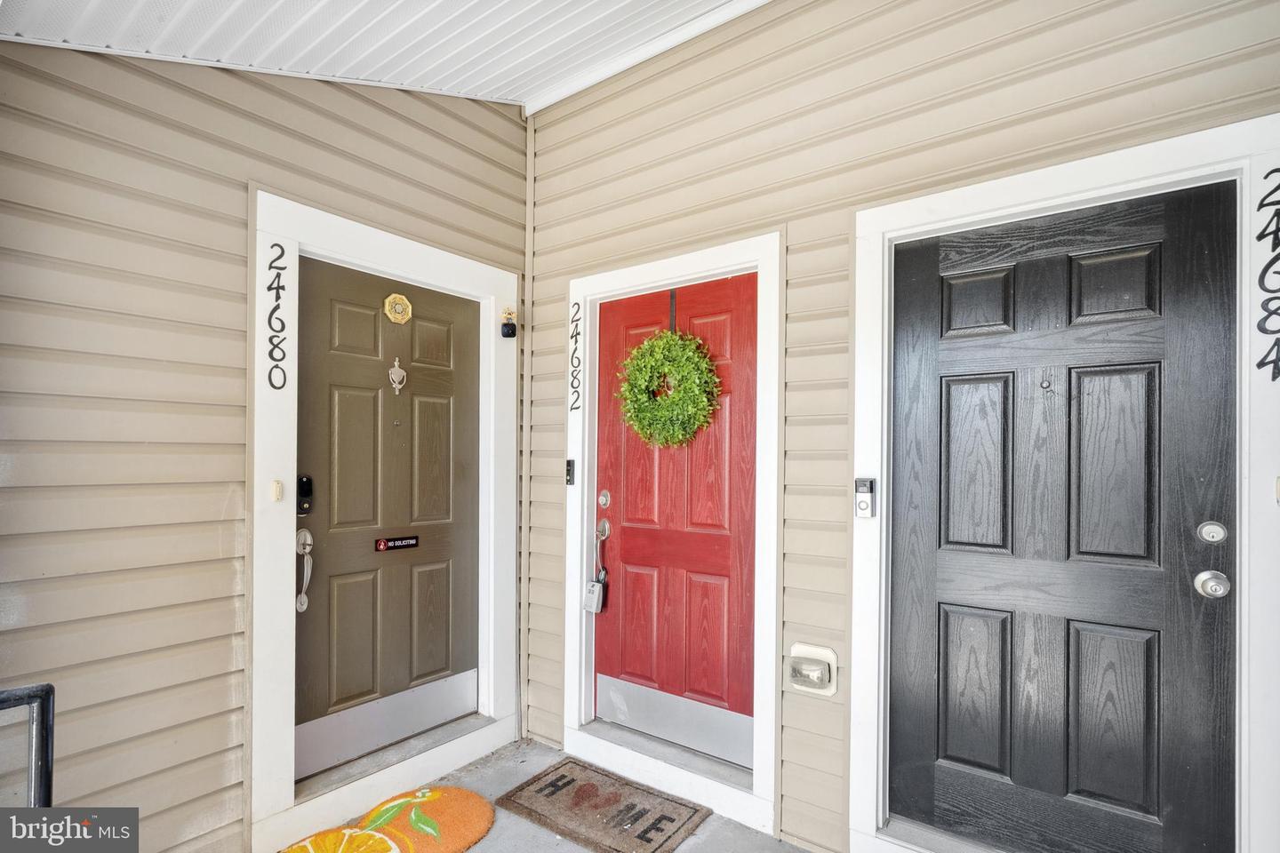 24682 CARIBOU SQ, ALDIE, Virginia 20105, 3 Bedrooms Bedrooms, ,2 BathroomsBathrooms,Residential,For sale,24682 CARIBOU SQ,VALO2098806 MLS # VALO2098806