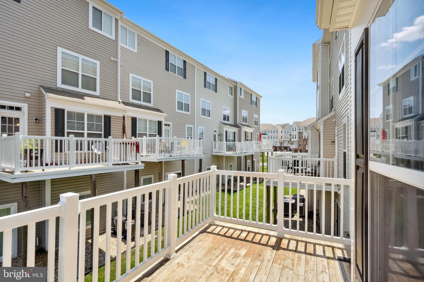 24682 CARIBOU SQ, ALDIE, Virginia 20105, 3 Bedrooms Bedrooms, ,2 BathroomsBathrooms,Residential,For sale,24682 CARIBOU SQ,VALO2098806 MLS # VALO2098806