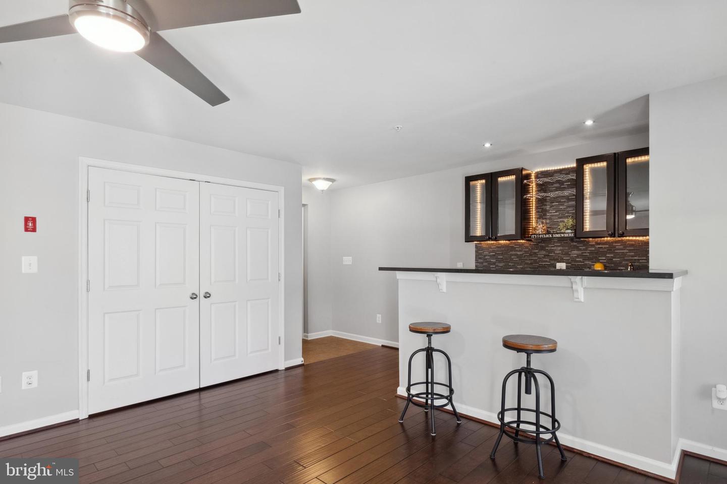 24682 CARIBOU SQ, ALDIE, Virginia 20105, 3 Bedrooms Bedrooms, ,2 BathroomsBathrooms,Residential,For sale,24682 CARIBOU SQ,VALO2098806 MLS # VALO2098806