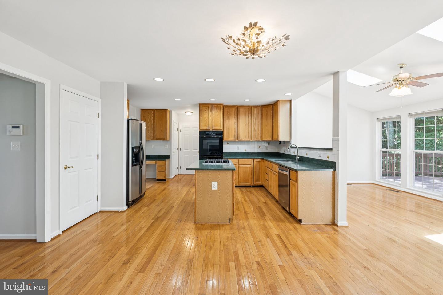 15344 BALD EAGLE LN, WOODBRIDGE, Virginia 22191, 4 Bedrooms Bedrooms, ,3 BathroomsBathrooms,Residential,For sale,15344 BALD EAGLE LN,VAPW2096350 MLS # VAPW2096350