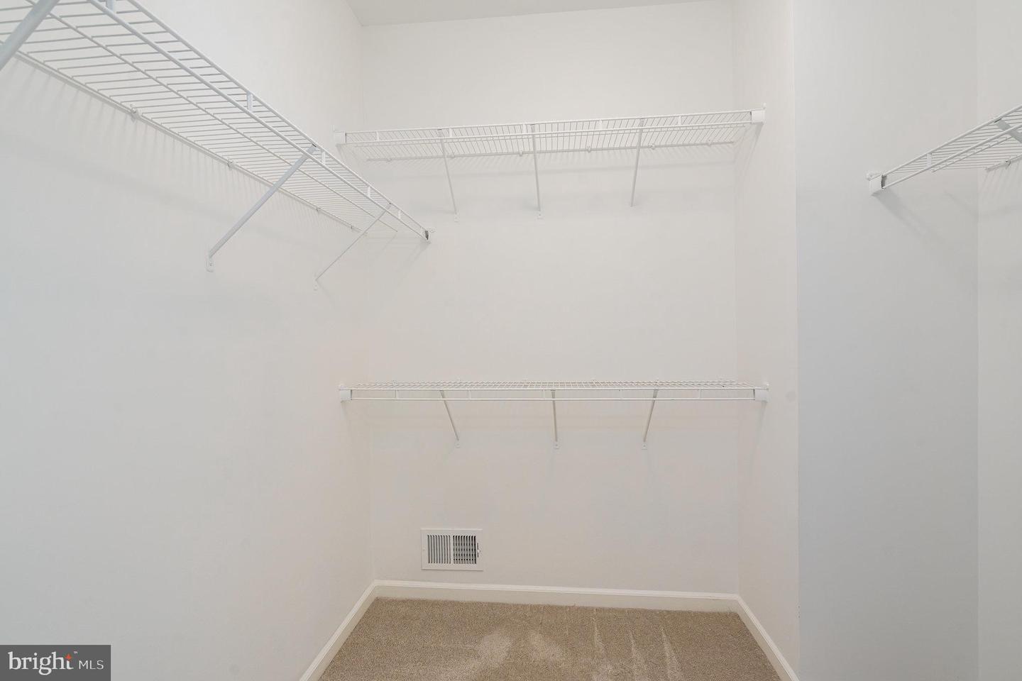 6304 W DRANESVILLE DR, FREDERICKSBURG, Virginia 22407, 3 Bedrooms Bedrooms, ,3 BathroomsBathrooms,Residential,For sale,6304 W DRANESVILLE DR,VASP2033730 MLS # VASP2033730