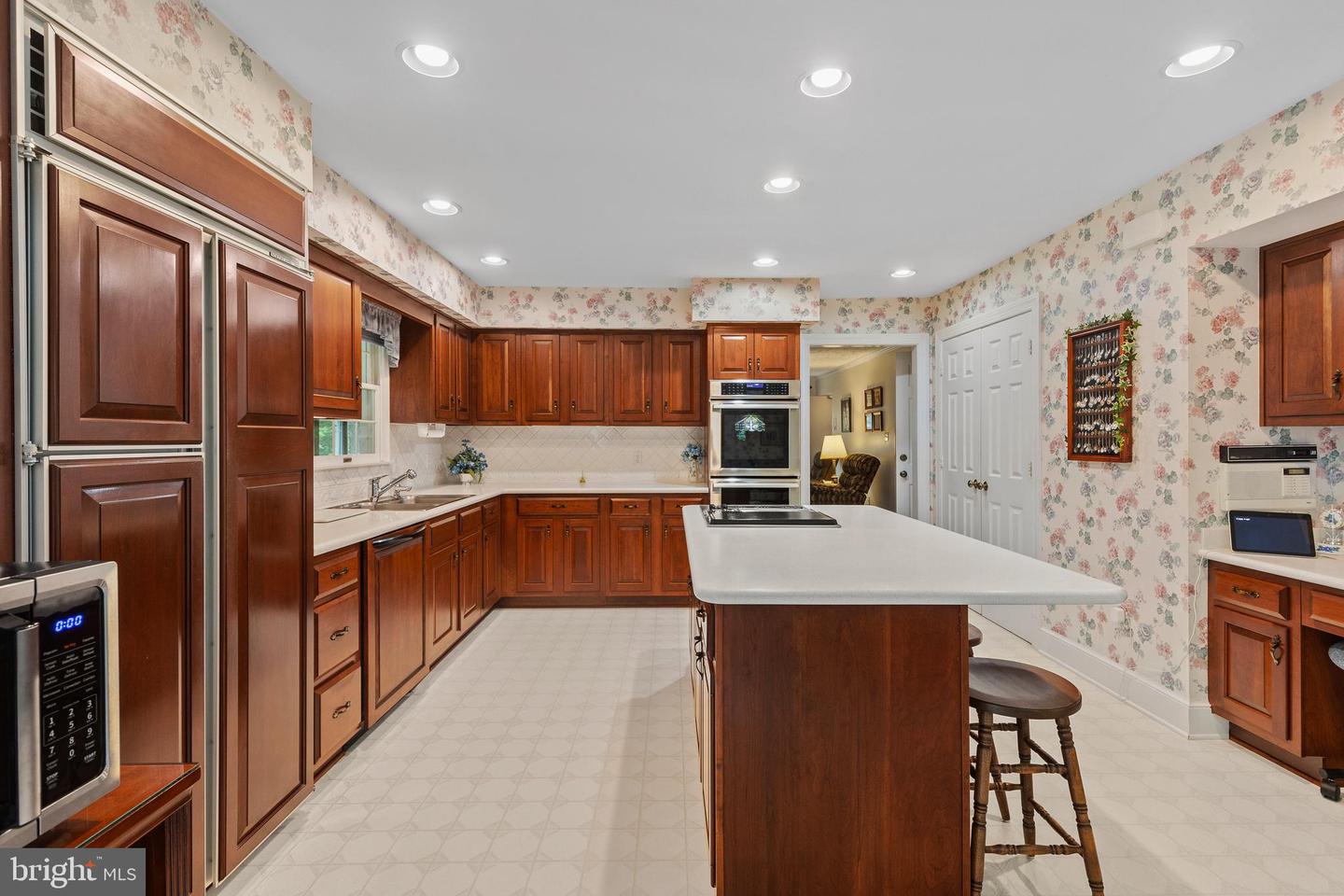 8508 ARDFOUR LN, ANNANDALE, Virginia 22003, 6 Bedrooms Bedrooms, ,4 BathroomsBathrooms,Residential,For sale,8508 ARDFOUR LN,VAFX2245758 MLS # VAFX2245758