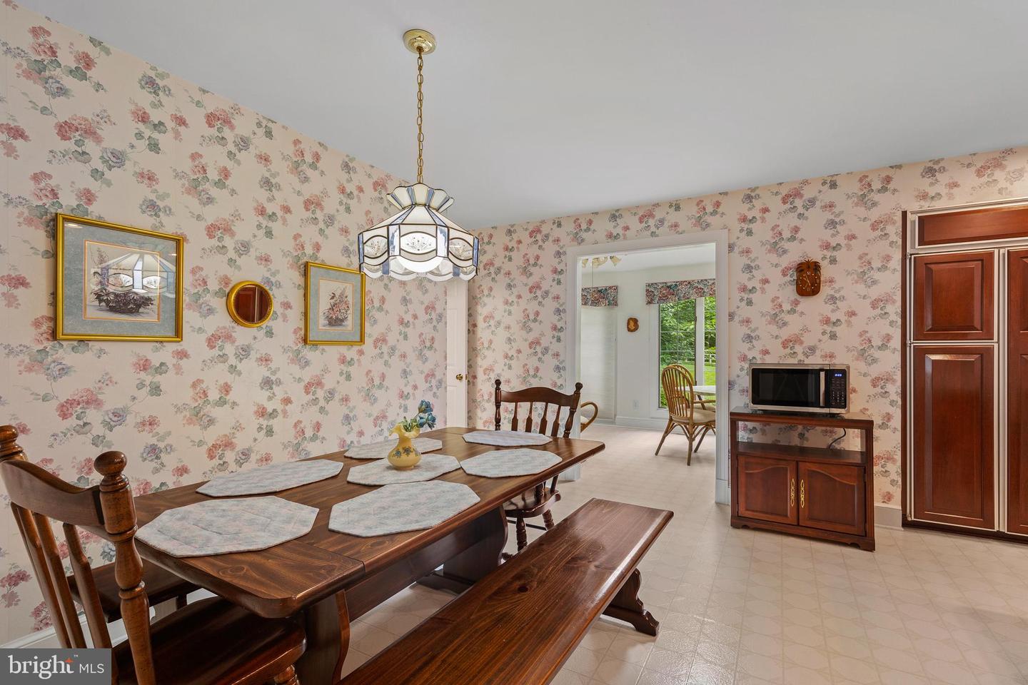8508 ARDFOUR LN, ANNANDALE, Virginia 22003, 6 Bedrooms Bedrooms, ,4 BathroomsBathrooms,Residential,For sale,8508 ARDFOUR LN,VAFX2245758 MLS # VAFX2245758
